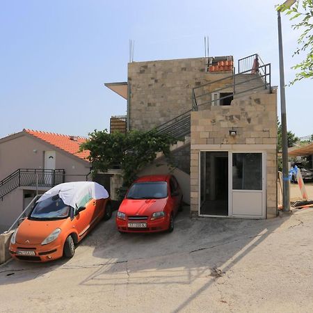 Apartments With A Parking Space Brela, Makarska - 789 Eksteriør billede