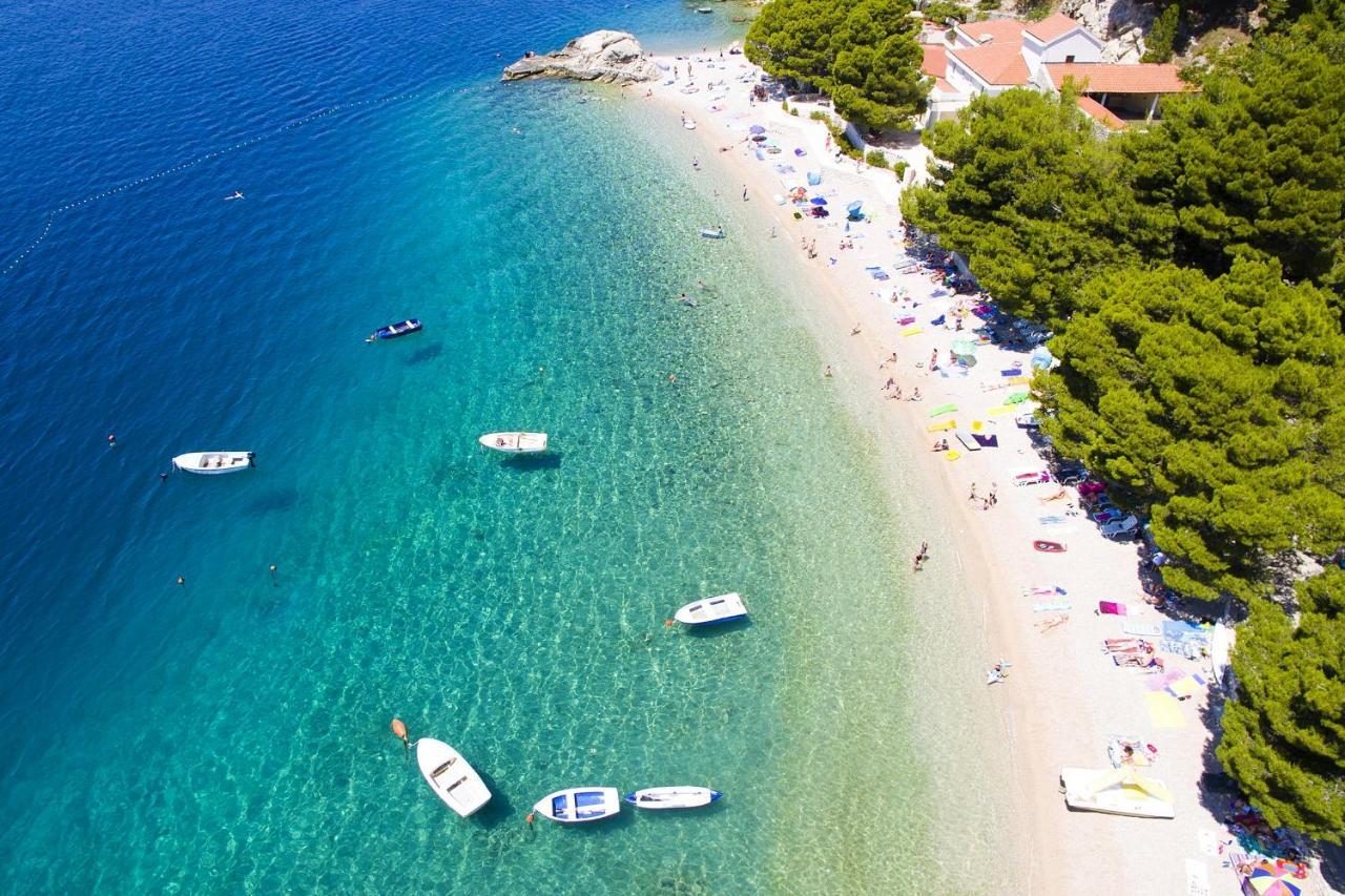 Apartments With A Parking Space Brela, Makarska - 789 Eksteriør billede