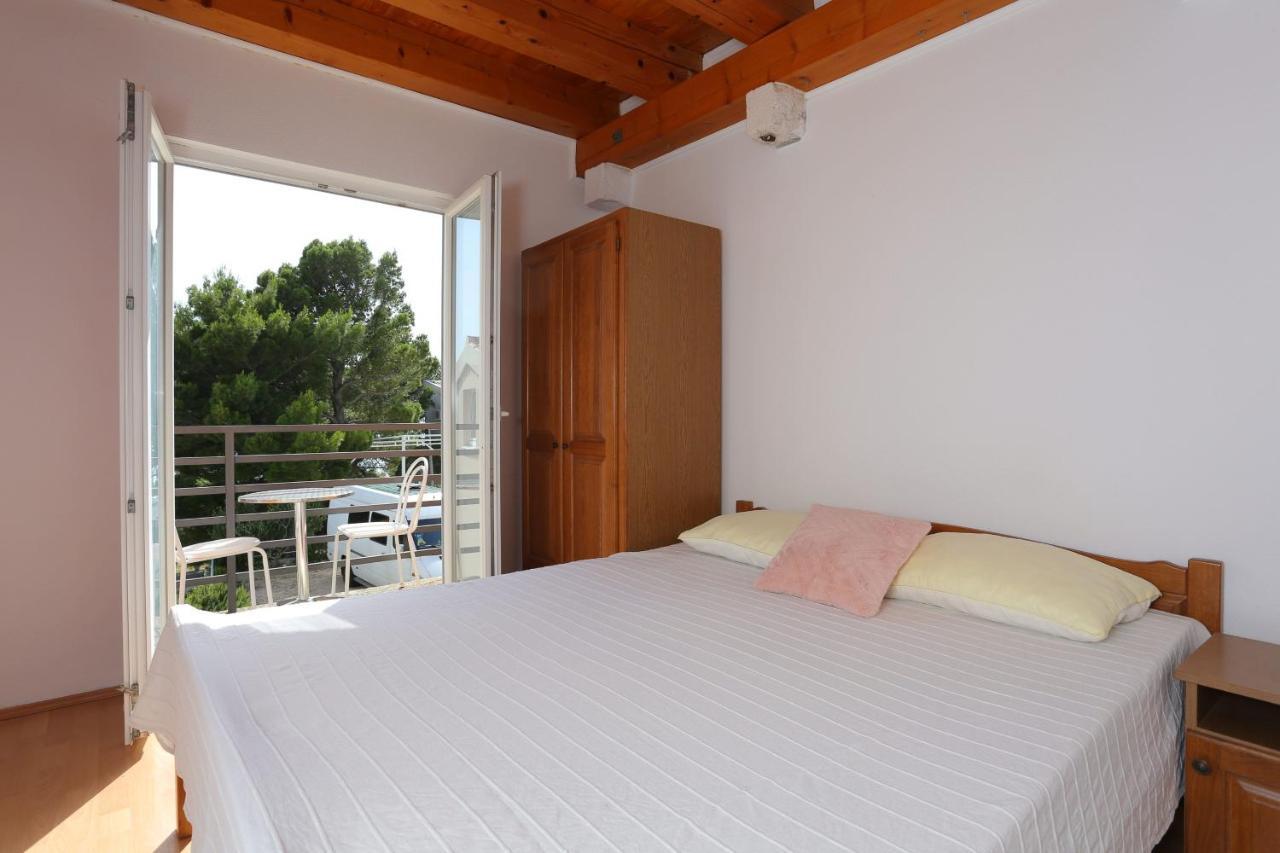 Apartments With A Parking Space Brela, Makarska - 789 Eksteriør billede