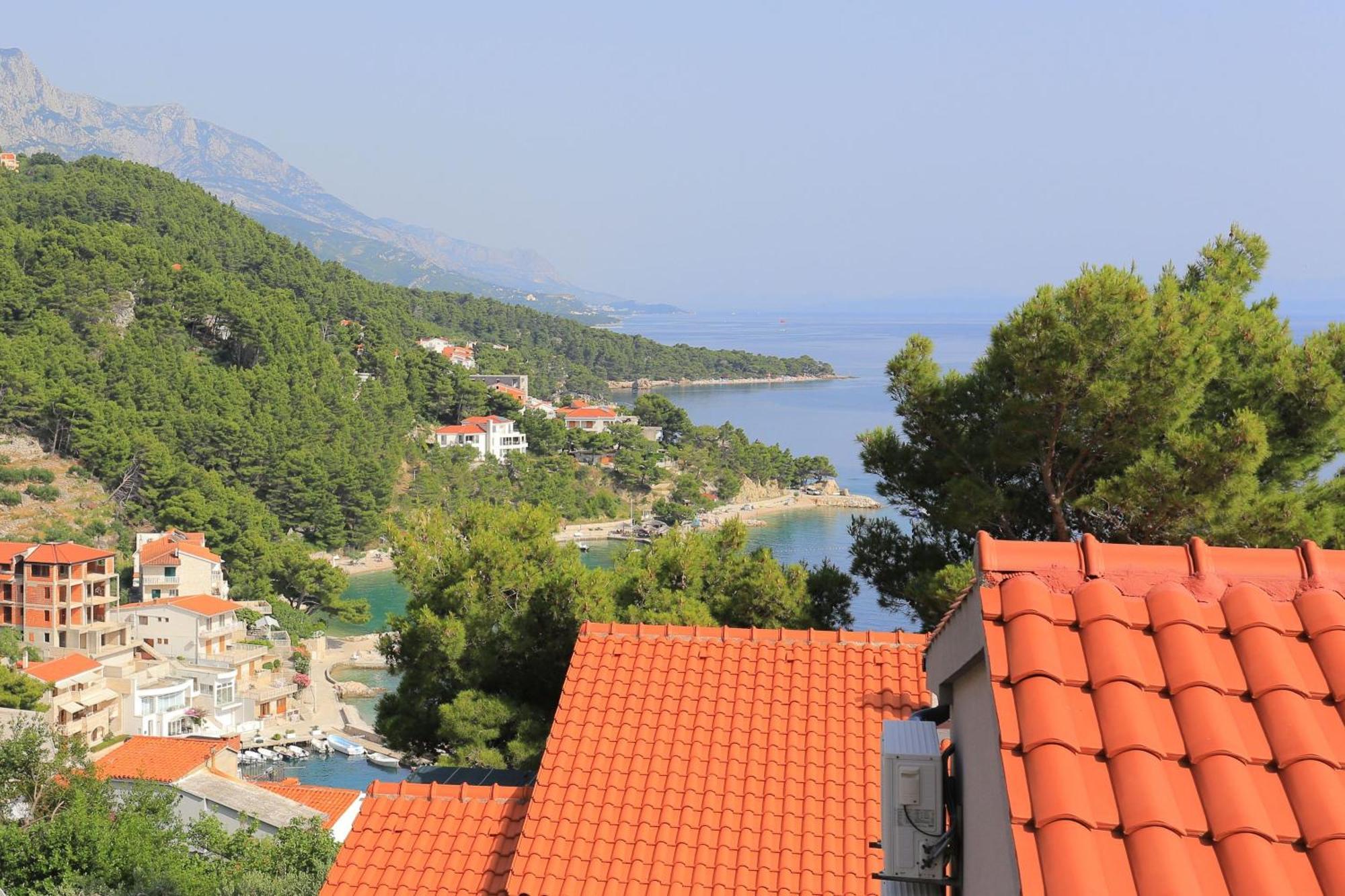 Apartments With A Parking Space Brela, Makarska - 789 Eksteriør billede